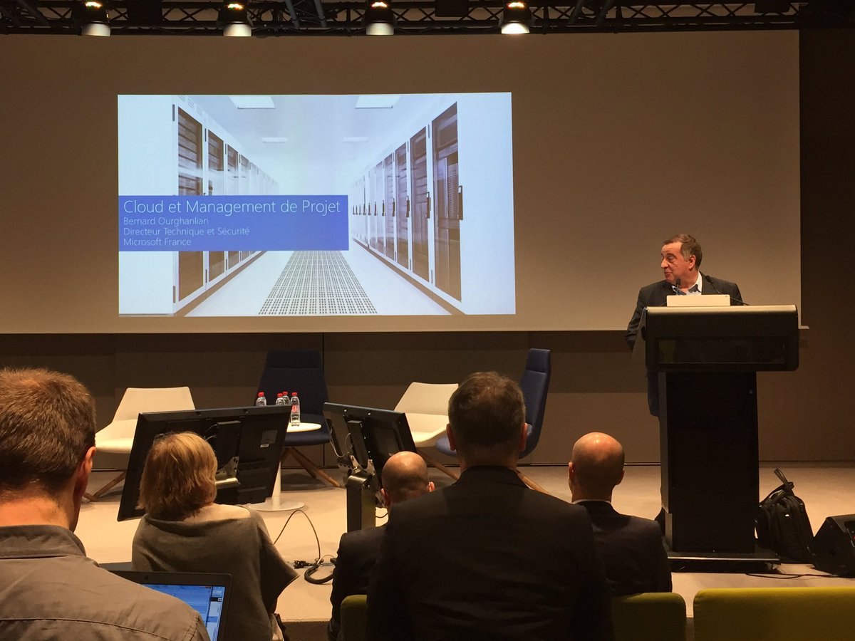 ELMDumont's tweet photo. @SG_InsideIT et @Ourghanlian : le cloud et le management de projet #cmpcloud https://t.co/Ozs9W5V8xR