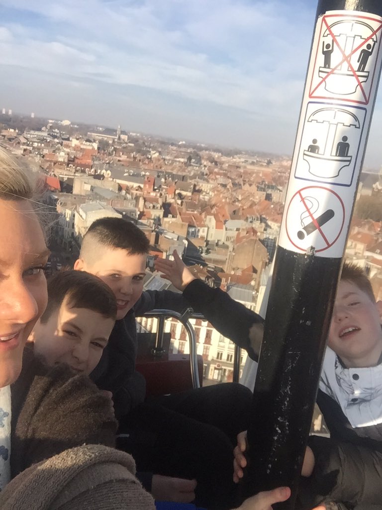 DVHS_MFL's tweet photo. Big Wheel #ChristmasMarket #lille https://t.co/phuzyxbfsX