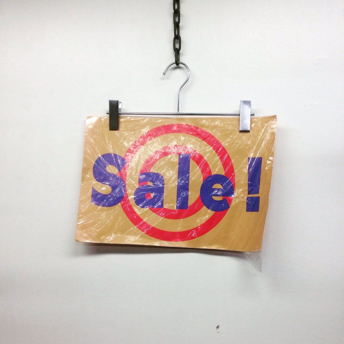 TOROI2009's tweet photo. 明日10日、大宮で十日市というお祭りが開催されます。
それに伴いTOROIではSALEを行います。

表示価格より全品30%オフ(ヴィンテージ、ブランド等問わず全品セール対象です)

また明日の営業時間は10:00〜22:00となります。

皆様のご来店心よりお待ちしております！ https://t.co/uY5Oljz4xW