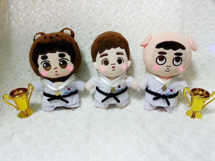 minimini_house's tweet photo. 대한민국 국민의 한 사람으로서
오늘을 그냥 넘길 수 없을 것 같아 소소하지만 준비해 보았습니다! ٩๑❛ᴗ❛๑۶
RT만 해주세요!
한 분 추첨해서 자랑스런 태극기가 달린 아가옷 보내드릴게요! ⌒♡⌒
🇰🇷🇰🇷🇰🇷🇰🇷🇰🇷🇰🇷🇰🇷🇰🇷🇰🇷🇰🇷🇰🇷🇰🇷🇰🇷🇰🇷🇰🇷 https://t.co/wUN1c96zd3