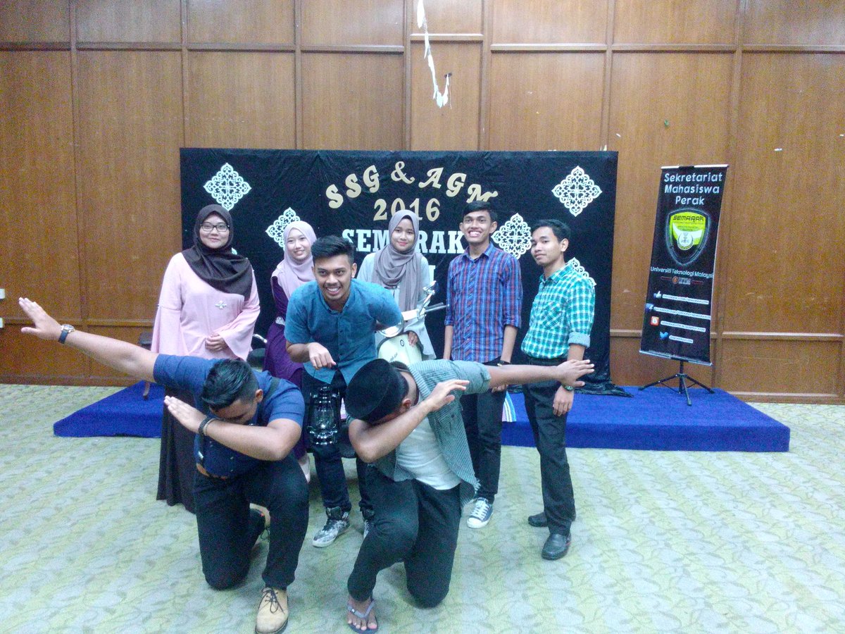 semarakutm's tweet photo. [LIVE UPDATE ] 🙈 https://t.co/SYNEMsD82h
