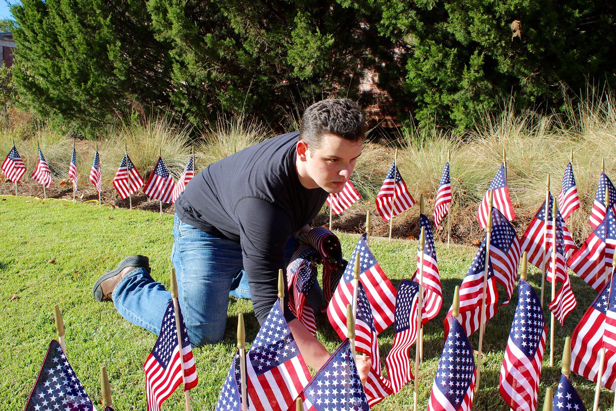 ugagr's tweet image. UGA named top research institution in the nation for service to student veterans bit.ly/2gl6T05