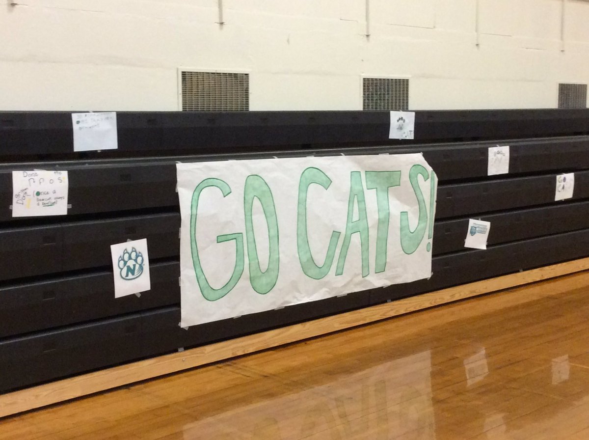 MissStone12's tweet photo. Lewis Elementary loves the Bearcats, especially @Janderson13_edu :) @NWMOSTATE @bearcatsports https://t.co/z2oaPCbfal