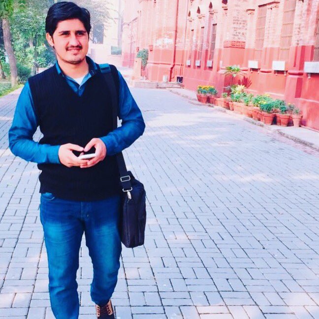 zahid_ravian's tweet photo. #GCU_Lahore. Random Click.
#iqbalHostle_Heritage https://t.co/pUUvE47yPX