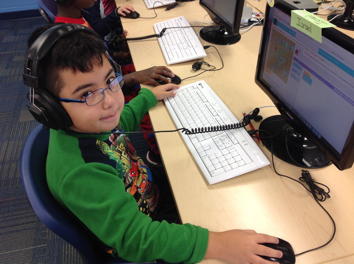 MrsPainterTech's tweet photo. PJ Day and Hour of Code all on the same day?!  That's my kind of day!!  #hourofcode #codinginpjs https://t.co/ynW2IbuUzy