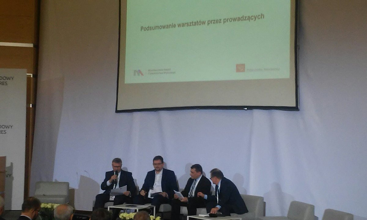 RolandZarzycki's tweet photo. NarodowyKongresNauki: n-ty panel, n-ty bez kobiet; trwa podsumowanie warsztatów: diagnozy oczywiste, konkretnych rozwiązań niemal w ogóle. https://t.co/PxU7KWYAsi