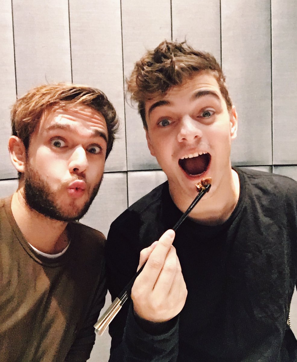 Zedd's tweet photo. WE'RE READY, INDONESIA! :)
@MartinGarrix https://t.co/sFxctsxqPZ