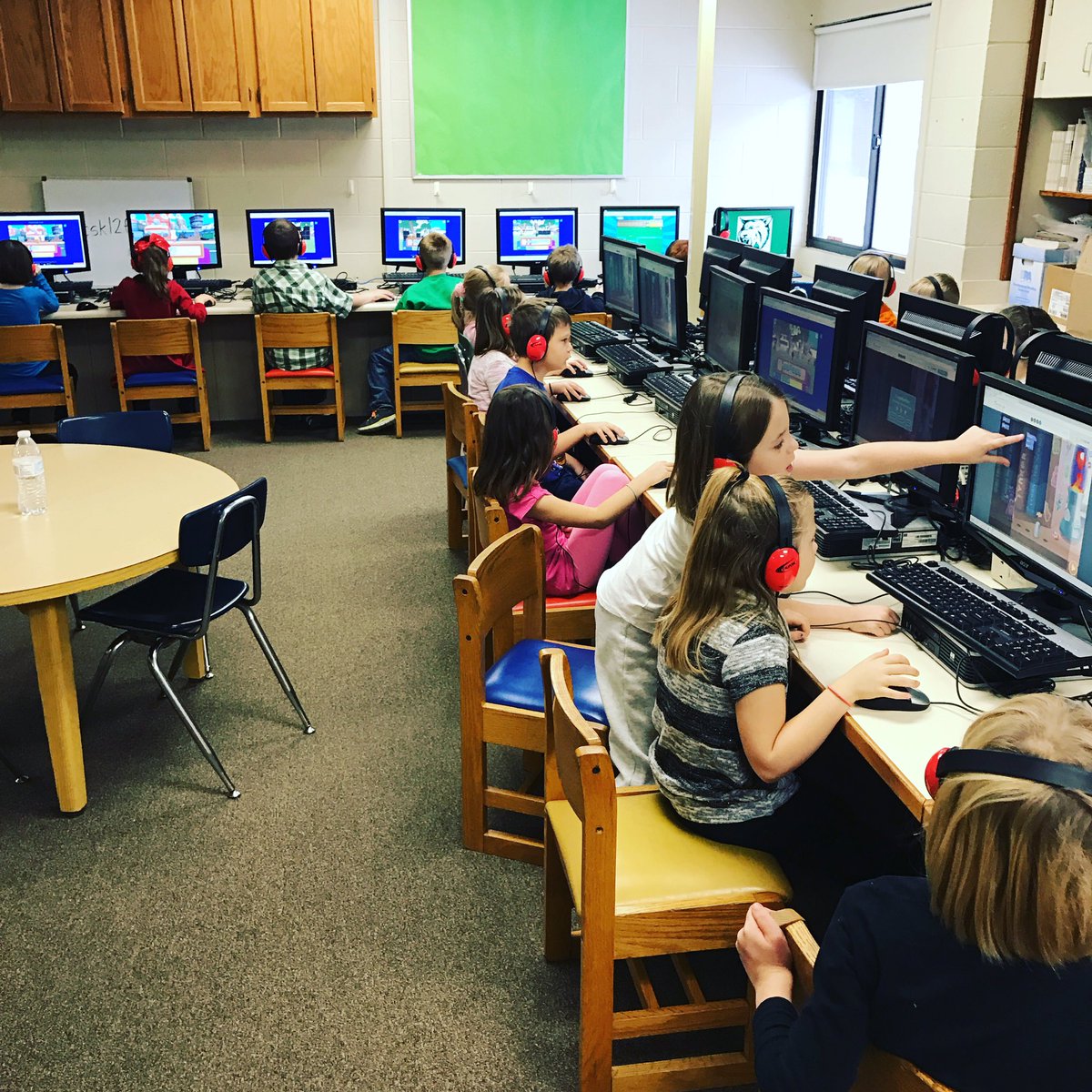 We are coding machines! #littlecoders #hourofcode #butfirstroom5 #hlcsgreatthings