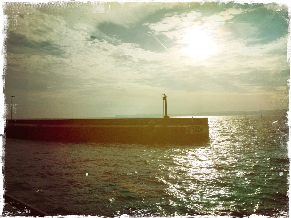 by56dc's tweet photo. #Torquay #Old #now https://t.co/xbQyAP0rdz