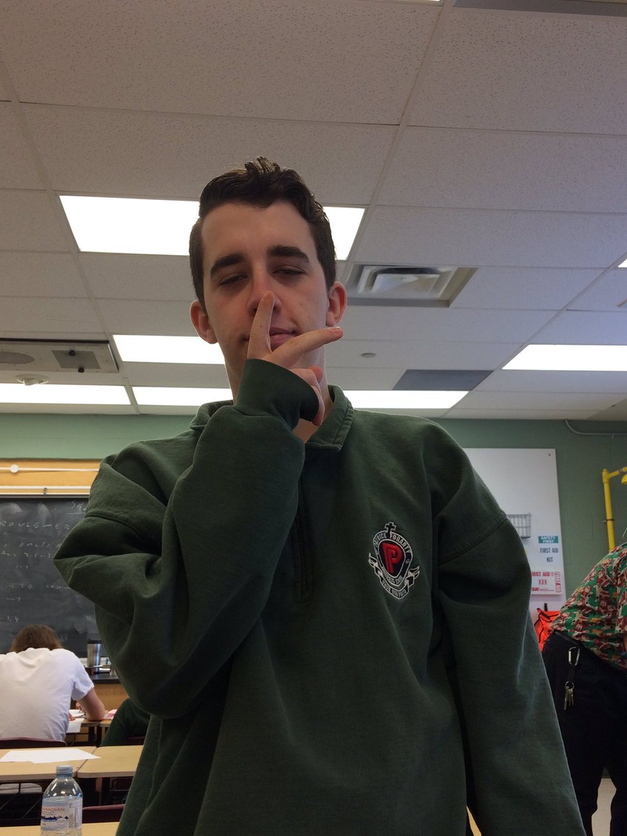 ryansttle31's tweet image. What lovey lady is going to bring this fine lad to pf semi ?