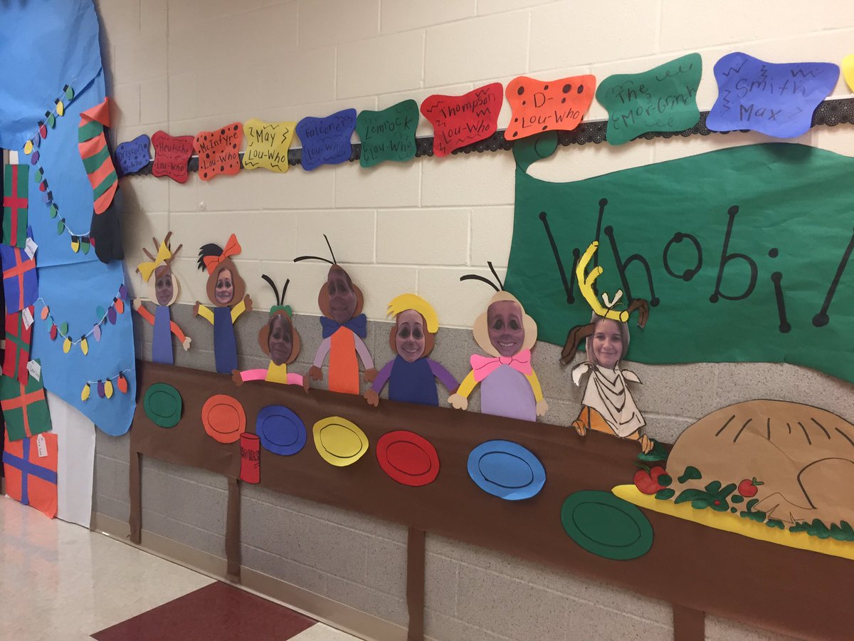 PWMrsD's tweet photo. Parkway Door Decorating Contest! Part 1 #acspresents #whoville  @PWMrsHeutsche @PWMrsG @GroveMrs @AllianceCSD https://t.co/Jz7A8qypO5