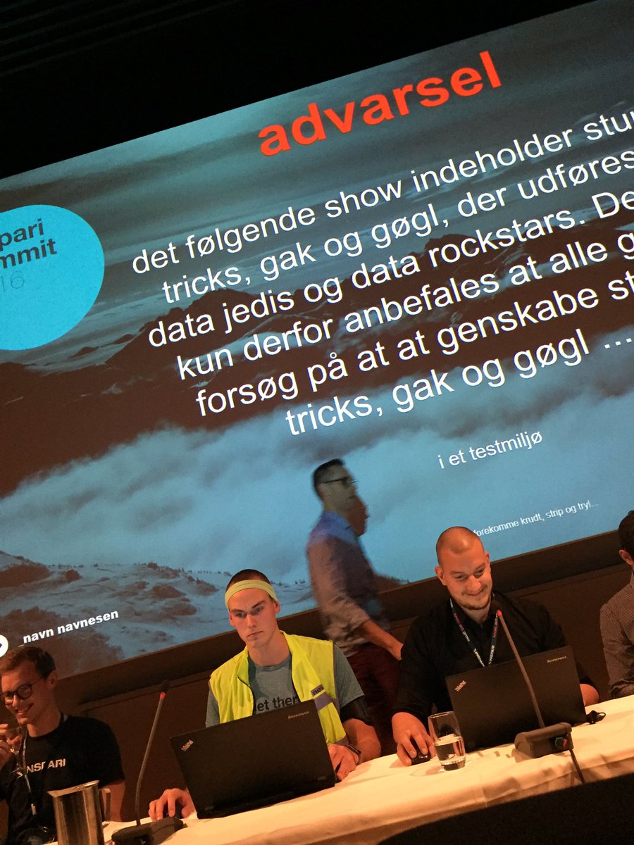 TMV95's tweet photo. Inspari powerhour. Det ka kun gå for langsomt. #isummit16 #inspari #arosart #PowerBI # https://t.co/EsCY1zL5CM