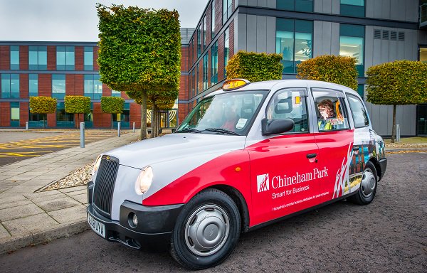 BlackCabAD's tweet image. @chineham_park #Basingstoke Taxis re-wrapped and looking good as part of a brand re-fresh #smartforbusiness
