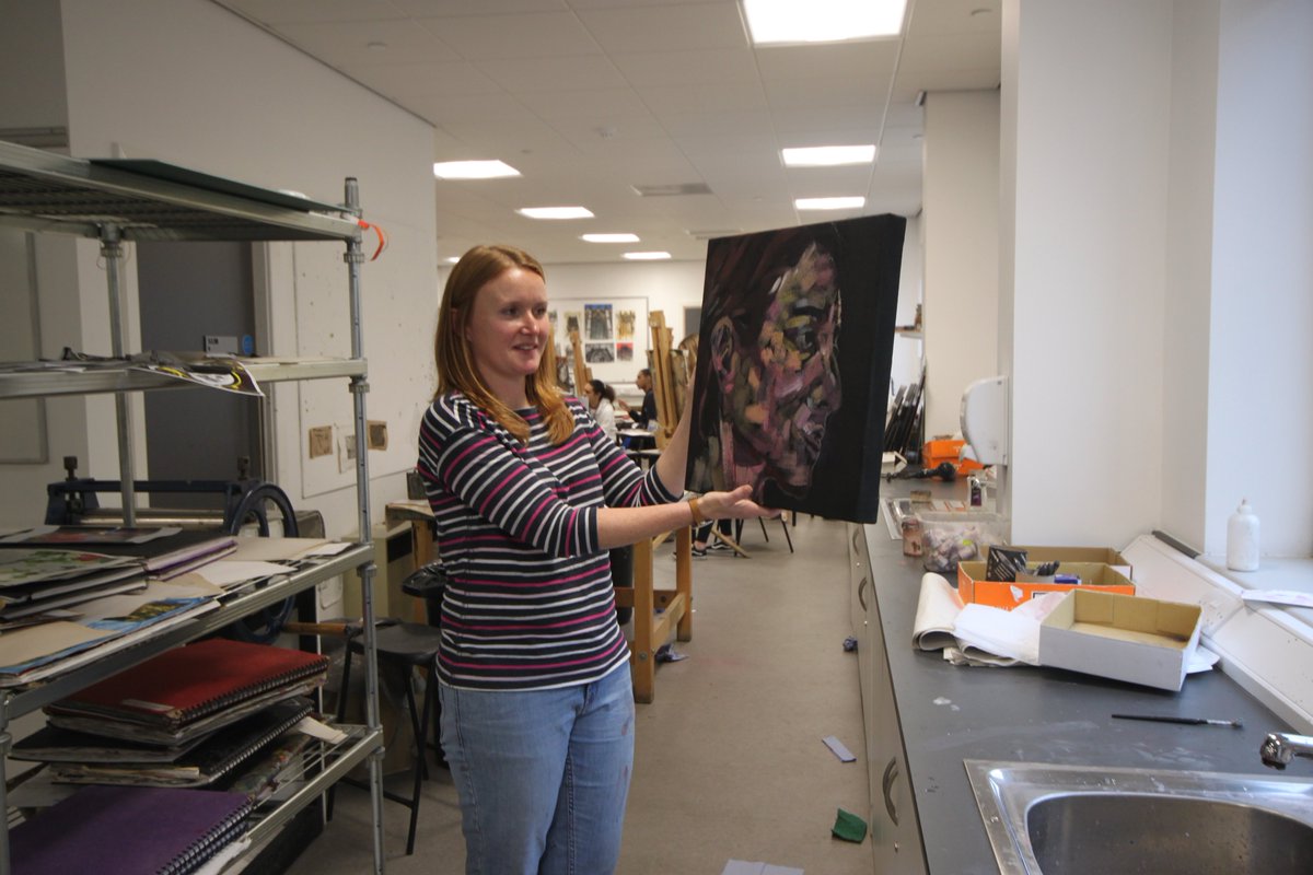 OSFC_ART's tweet image. AS and A level Fine Art students had a fantastic day with Portrait Artist Stefanie Trow. @OSFC_Info