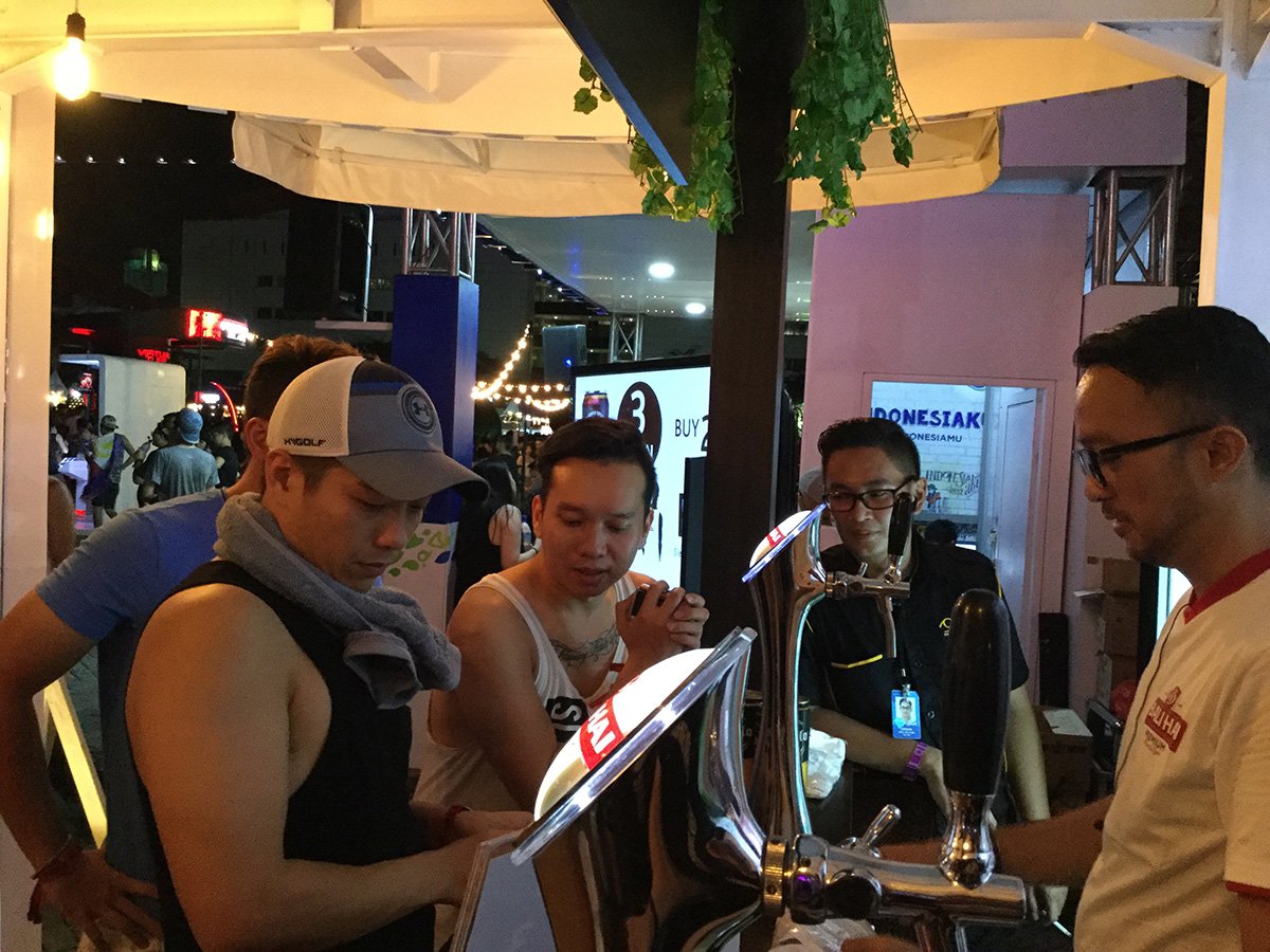 Drink #BaliHaiPremium for the #BestPremiumMoment at #DWP16! #ReachFortheBest