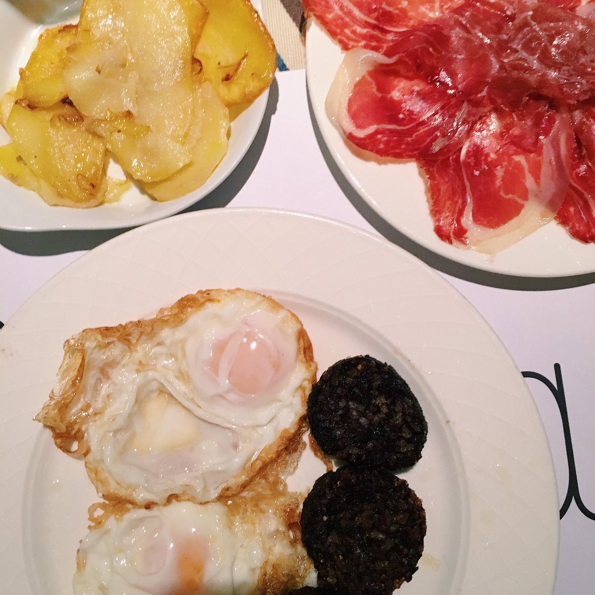 Los huevos con morcilla de Landa #landa #huevos #morcilla #foodie #spain #restaurante