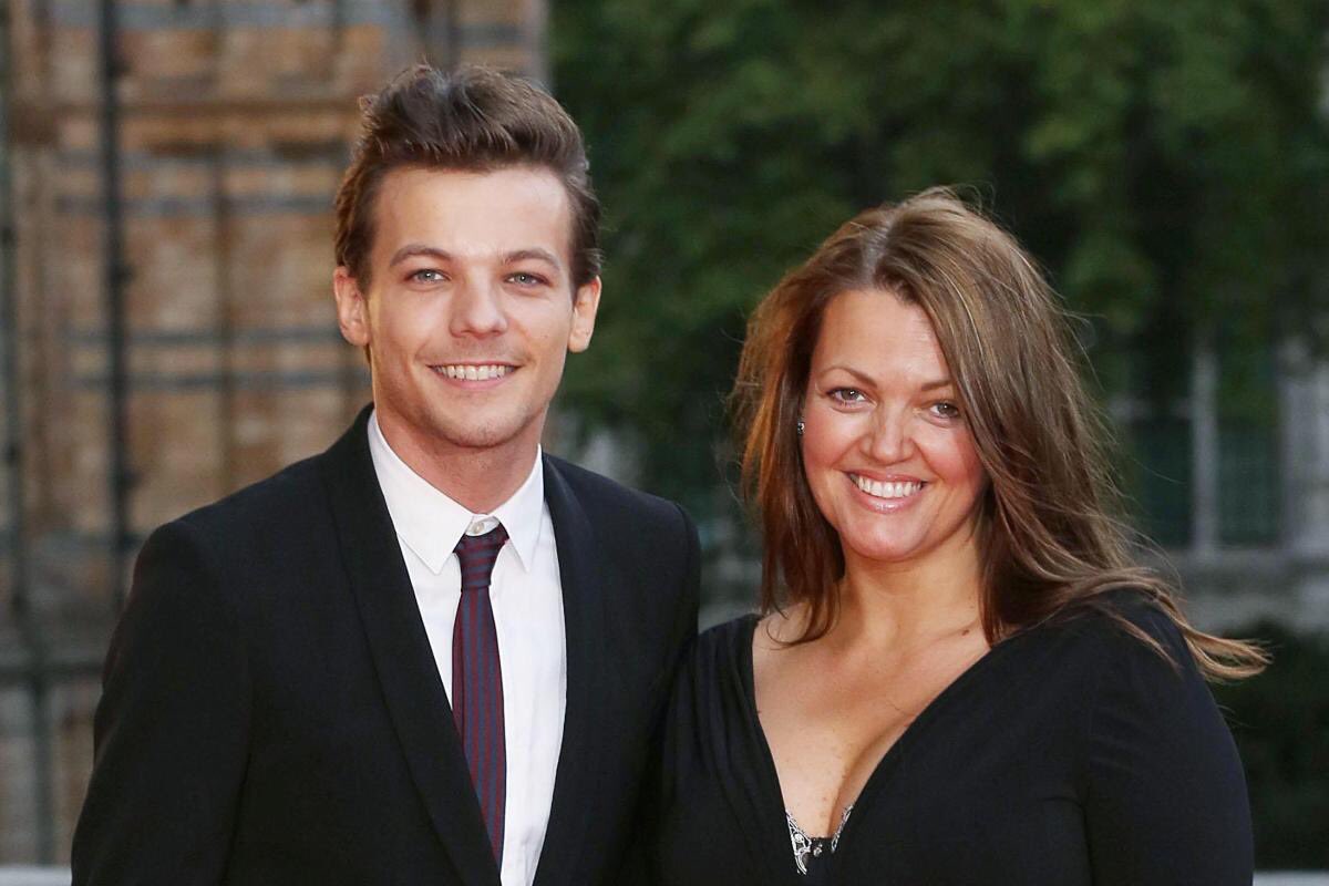 LSparadisewar's tweet photo. "Las mejores personas no pueden durar para siempre porque Dios también las quiere para el"

#RIPJohannah https://t.co/tz0wJo9rRG