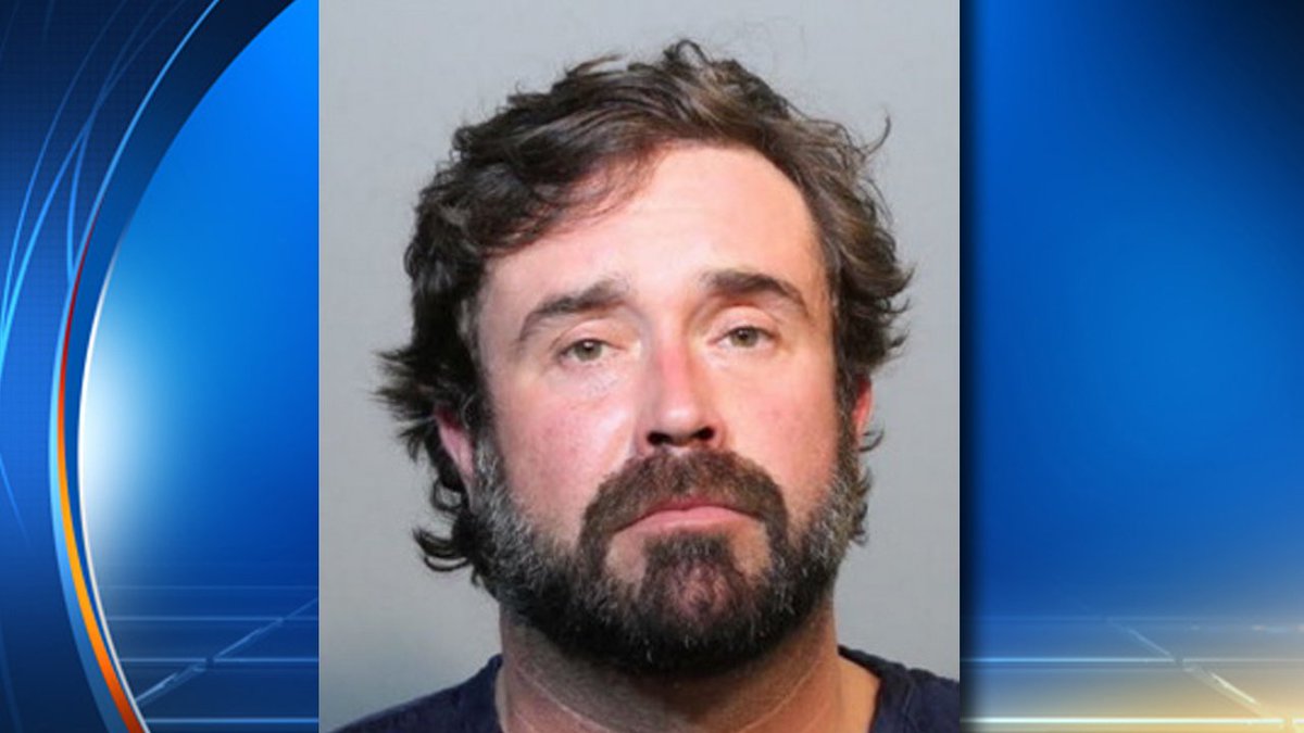 Fla. dad picks up kids from elementary school while drunk bit.ly/2gJkMB6 https://t.co/KY4Sip4eQu