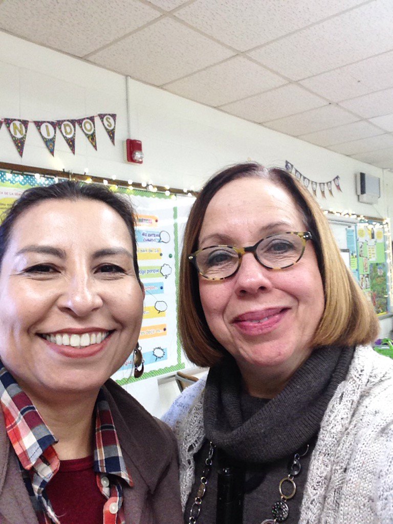MrsDesm's tweet photo. I'm so thankful for Ms Ami at Lewis Elementary! @LewisBeeNews #beelingual pride #12daysoftweeting https://t.co/OKwuzv9tmK
