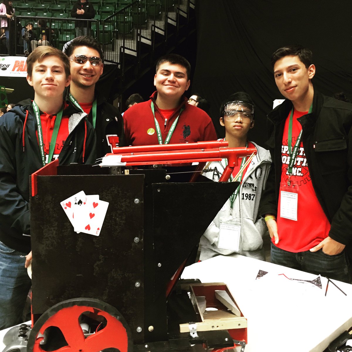 spartanrobotinc's tweet photo. Good Luck Drive Team! 🤘🏻♣️🔥🤖 #betthefarm2016 #Spartan #Robotics #PHS #AceOfSpades #SpartansWillRise https://t.co/YdaPXoAOBN