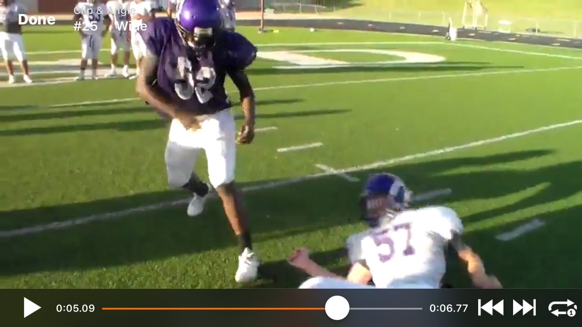 maxwellray34's tweet photo. #throwbacktowhen evan threw elliot to the ground😂 https://t.co/nl8KJP6rW9