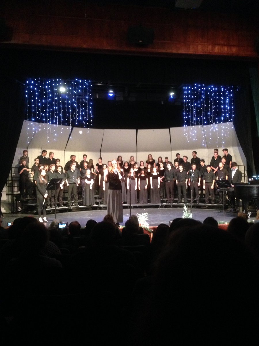 PhillipsLuke99's tweet photo. @MiramonteChoirs You guys sounded great! I especially liked the Fleet Foxes song @MagisterDavis1 #mhslatinapproves https://t.co/BZjZ1iEoeE