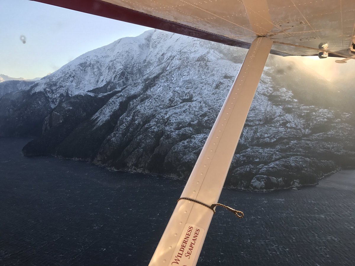 SibolaMtFalling's tweet photo. A cool commute from Bella Coola to Jenny Inlet this week ❄️ #bcforestry #bcfallers https://t.co/H0LyCJRvKu
