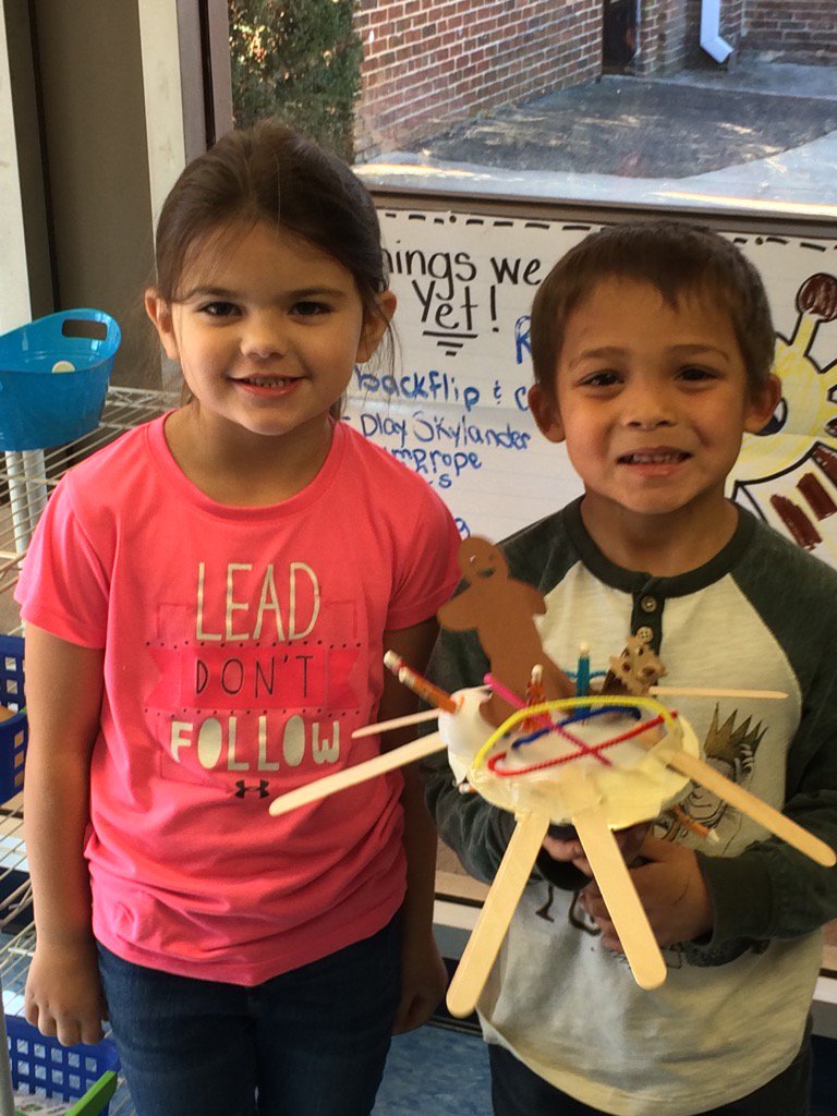 sellertl's tweet photo. Saving the G-man from asking the sneaky fox for help!#Mrs.Sellerskindergartenengineers https://t.co/HiOrhjYrvY