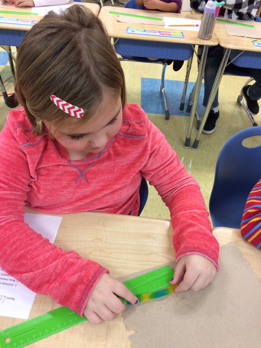 JennBottoms's tweet photo. Gummy worm stretch! Fun with measurement in inches and centimeters #changeunknown @WTBobcats https://t.co/qICecot5lB