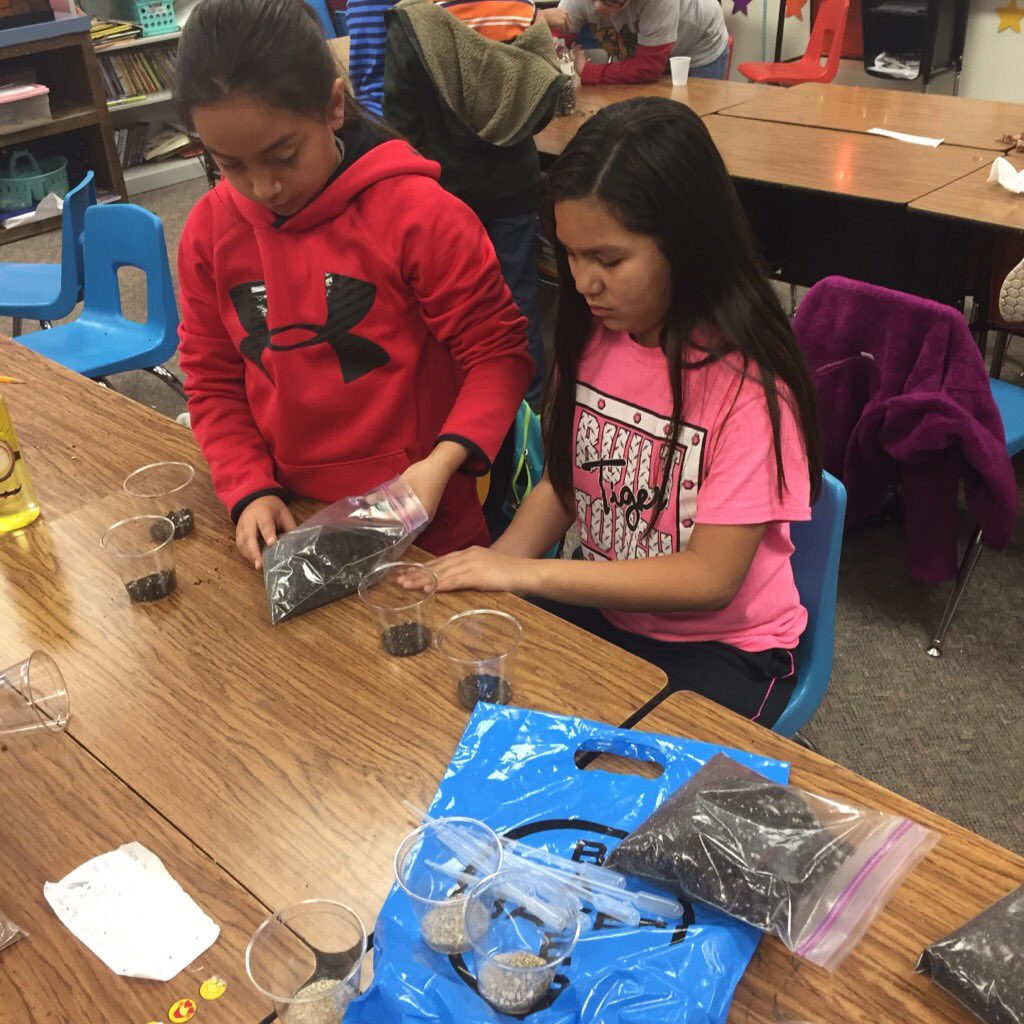 channak's tweet photo. #BayerScience @FrenshipISD @NorthRidgeFISD #frenshare #soilexperiments @Bayer @Bayer #science https://t.co/KHKJSOaw1R