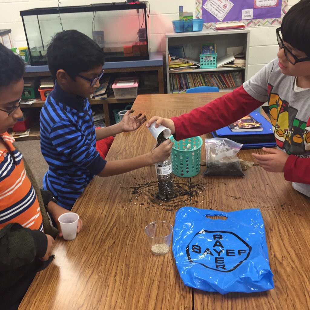 channak's tweet photo. #BayerScience @FrenshipISD @NorthRidgeFISD #frenshare #soilexperiments @Bayer @Bayer #science https://t.co/KHKJSOaw1R