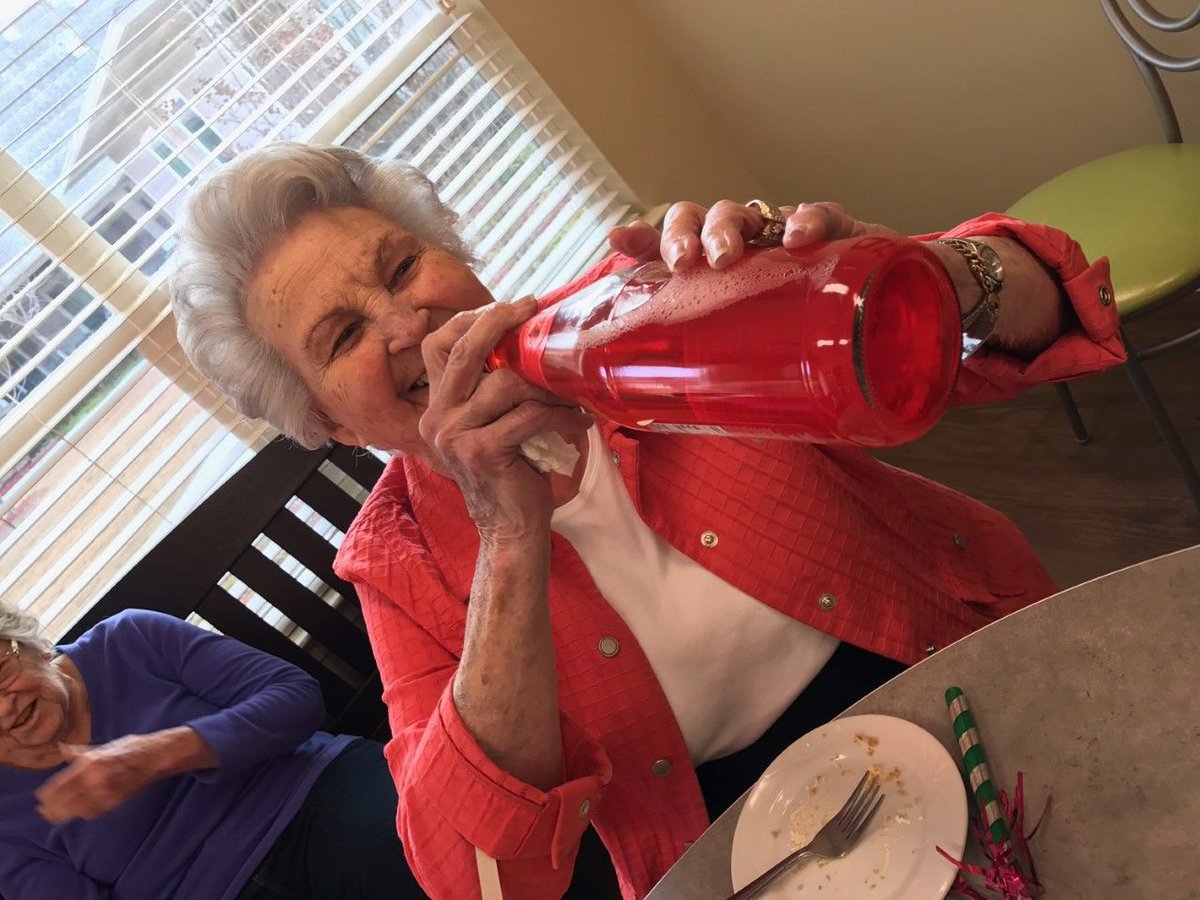 amarilloheartis's tweet photo. Mary Joe Celebrating Edith's 98th Birthday! #Frontierculture https://t.co/3ijoajIQRt