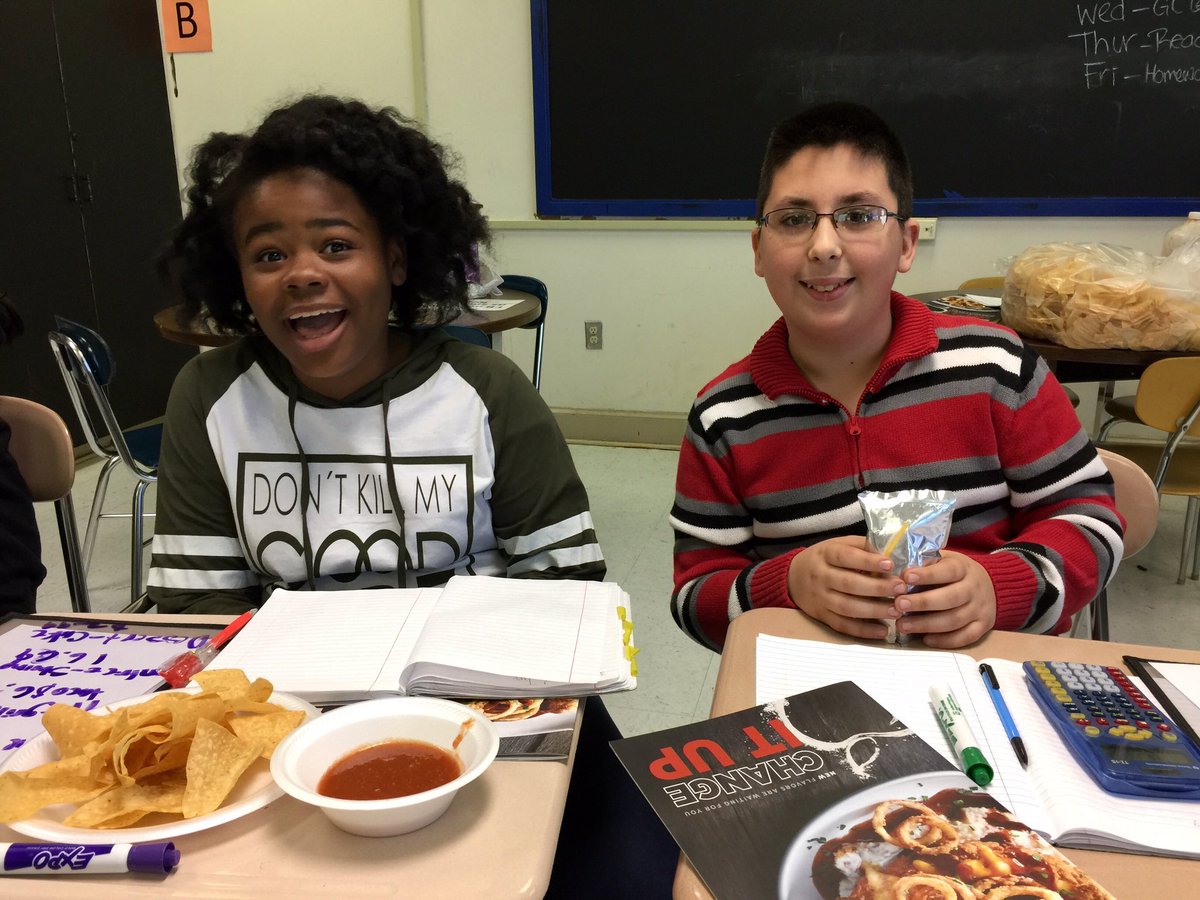 YCMScounseling's tweet photo. 7th grade Math @YorkChesterMS students turn classroom into real world @Chilis restaurant simulation &amp; learn percents in the yummiest of ways https://t.co/VfQITH1oMT