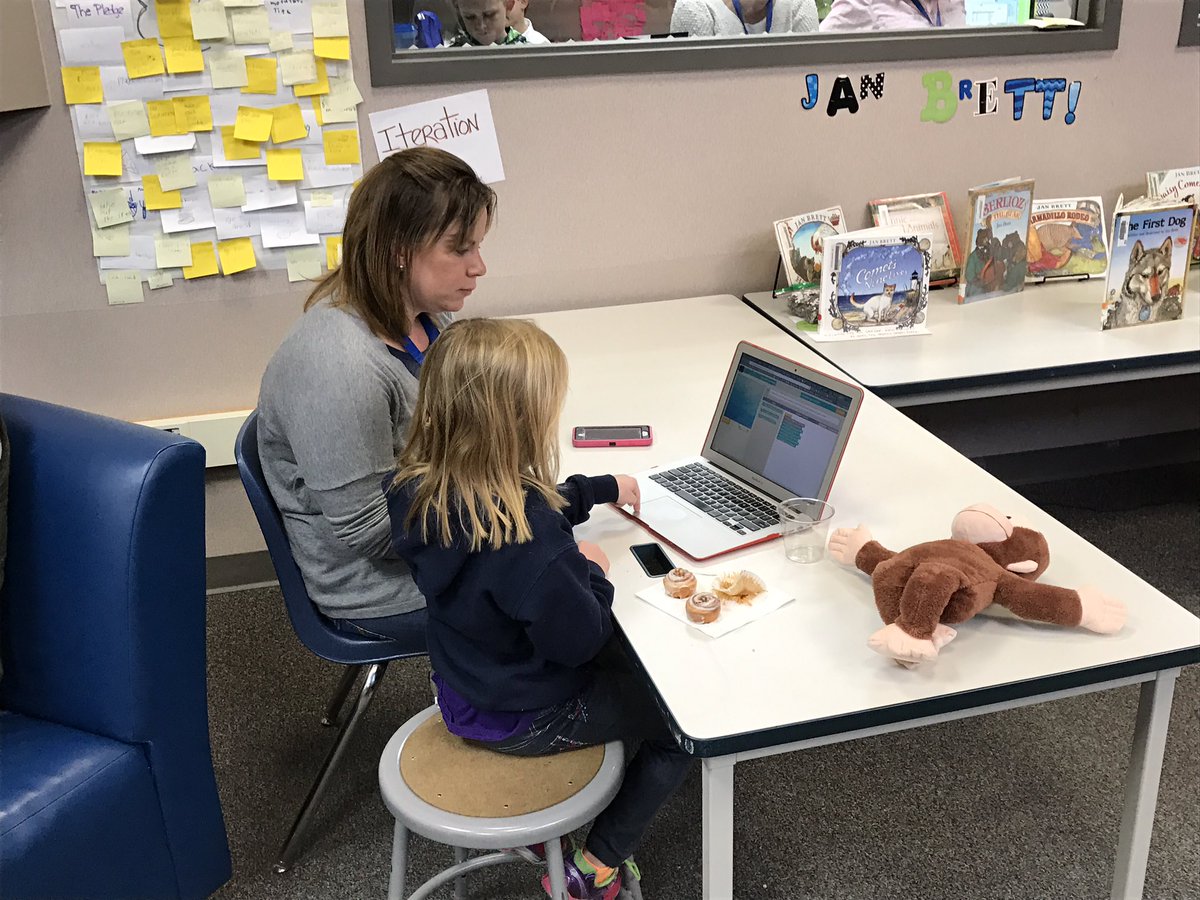 ShareFairNation's tweet photo. Students teaching Parents during #HeritageExplorers #HourofCode event! Learning in action! #CSEdWeek #relevantPL https://t.co/KAZ7MIplrN