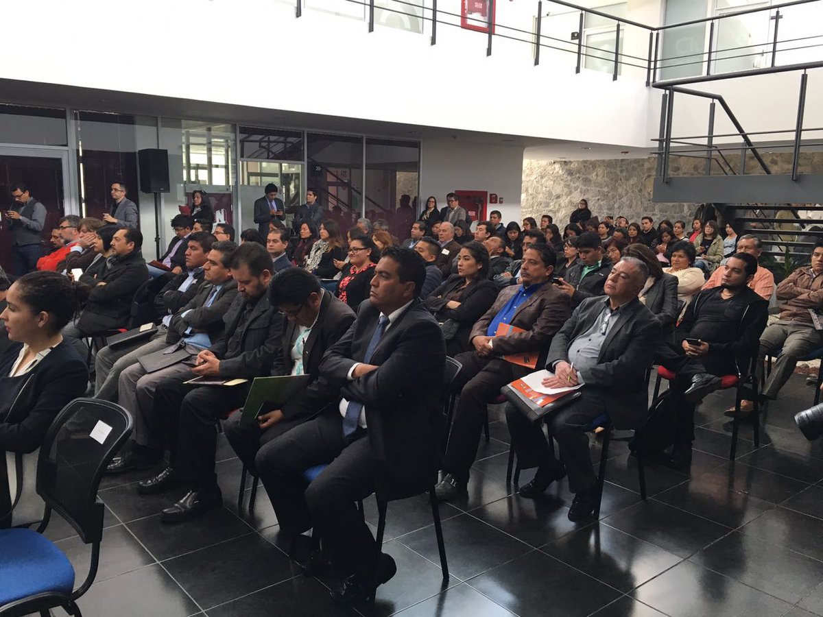 IME_SRE's tweet image. .@dvelazcos da la bienvenida en ceremonia de instalación del #NodoHidalgo de la @RedGlobalMx #TalentoMX