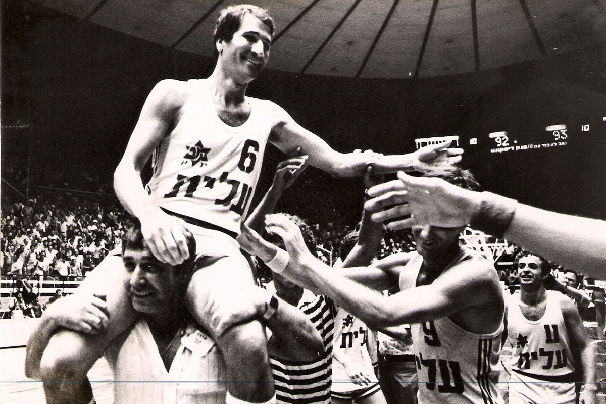 SBIFF's tweet photo. This week at #SBIFF's The Showcase is @OnTheMapFilm. See it at the Riviera Theatre Sunday through Wednesday. #OnTheMap #Israel #Basketball https://t.co/cvVffHEa9F