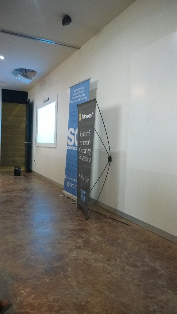 fflamencos's tweet photo. Aquí en el #TechTourMx en Querétaro. https://t.co/E27PiCbdXf