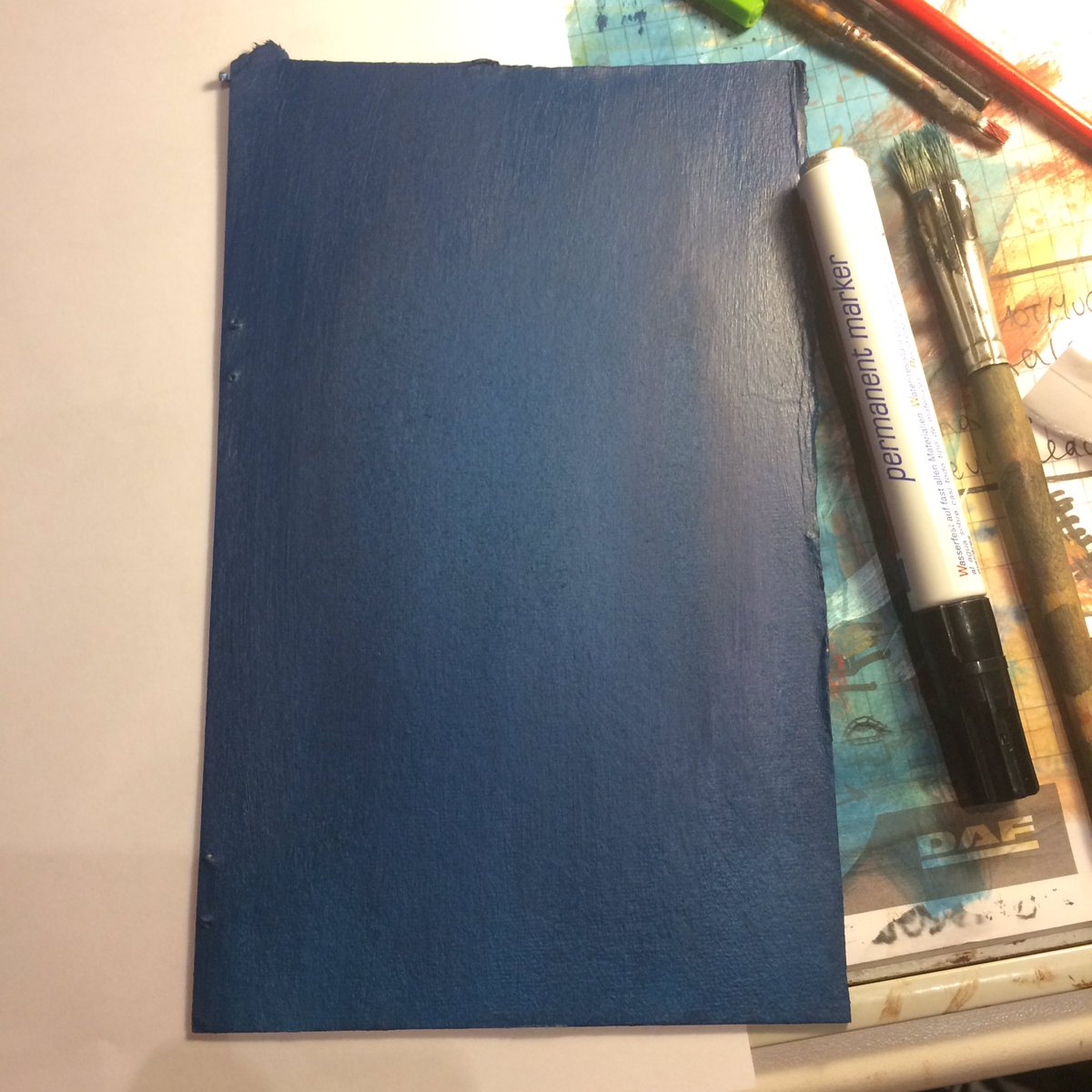 dasKLOPAPAPIER's tweet photo. OK ICH VERSUCHE MICH AN #KEINFAME FANART. 
Stand:
Schritt 1: Hintergrund
Schritt 2: Suchen wie der Skin aussieht
Schritt 3: crappy Skizze https://t.co/USnZUHeG4L