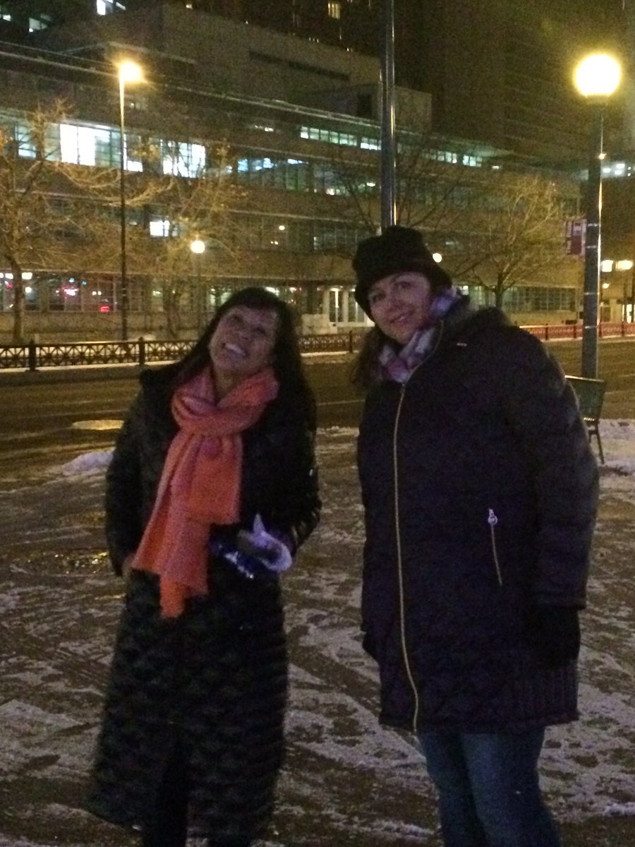 CarmenZahiralis's tweet photo. Happy walking in the cold from #mpace16 party! @stanfordbeam @moniquef2014 @LydonLinda @BrettAlpert @espie_s https://t.co/btghUuCRJa