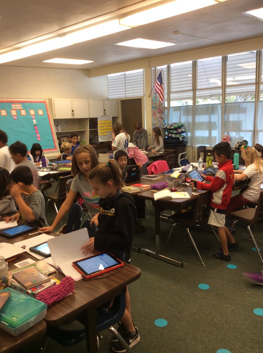 AcaciaLaFont's tweet image. Students are reviewing factors and multiples through a QR Code Scavenger Hunt. #FSDMath