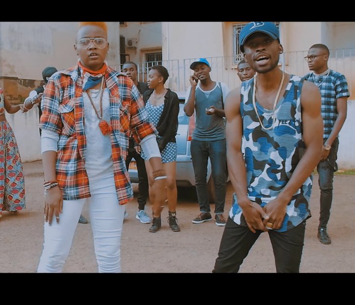 LIFESTYLEMUSIC4's tweet photo. 📍 #JeVaisLaisser ? 🤔🤔
@teddydoherty x @Inna_HoneyMoney 
👉🏾 https://t.co/93bklti0fq 🔥🔥
#LSM #LSMGVNG 🇨🇲🇨🇲 https://t.co/y5be4JJguG
