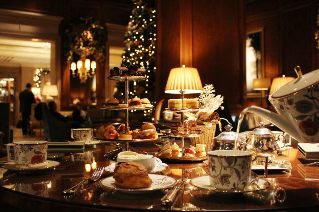 RitzCarlton's tweet image. After enjoying some of the iconic Holiday magic all around us, come warm up with our Winter Afternoon Tea at The Star Lounge