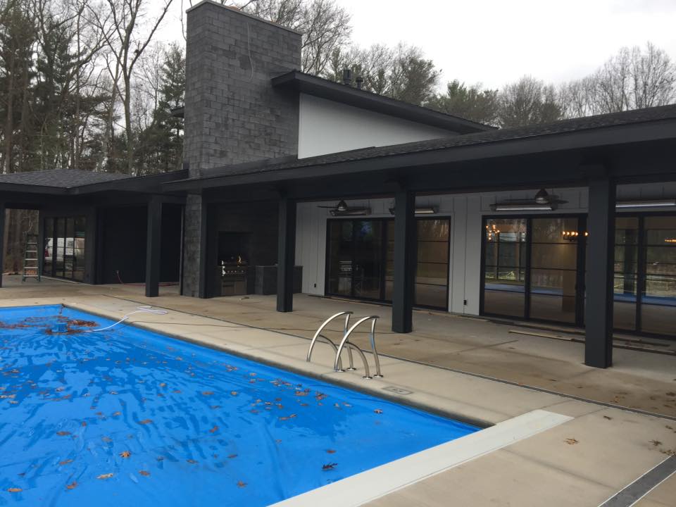 retractablesolu's tweet photo. A recent project in Saugatuck, MI. Powered by @SomfyUS Systems! #phantomscreens https://t.co/H9KTJixnCC