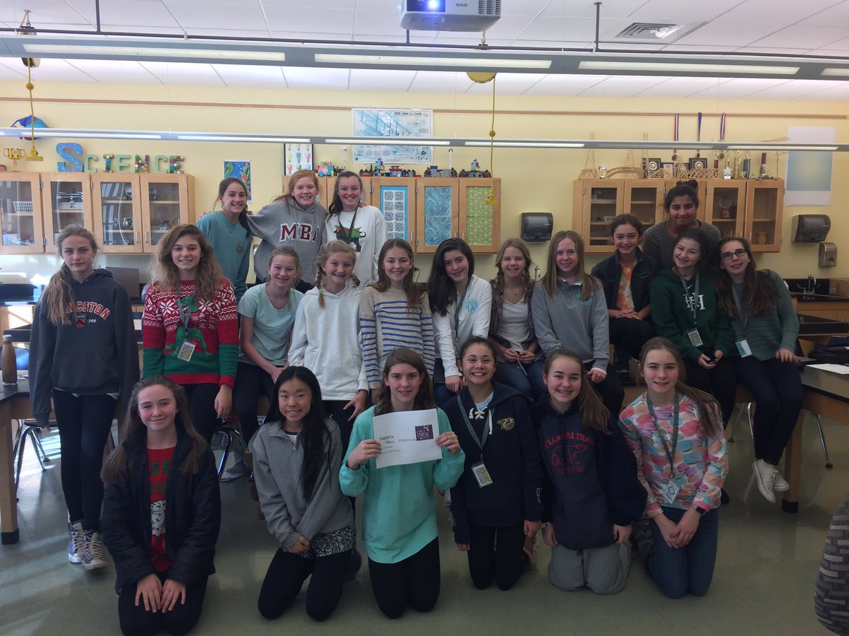 stemefg's tweet image. @HarpethHall these are some of our #GirlsinEnergy. @ENERGY #CSEdforAll