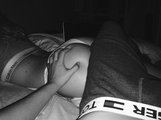 tuitsexy's tweet photo. Tú y yo así los viernes. 😏😈😍 https://t.co/qAs4RNU2XI