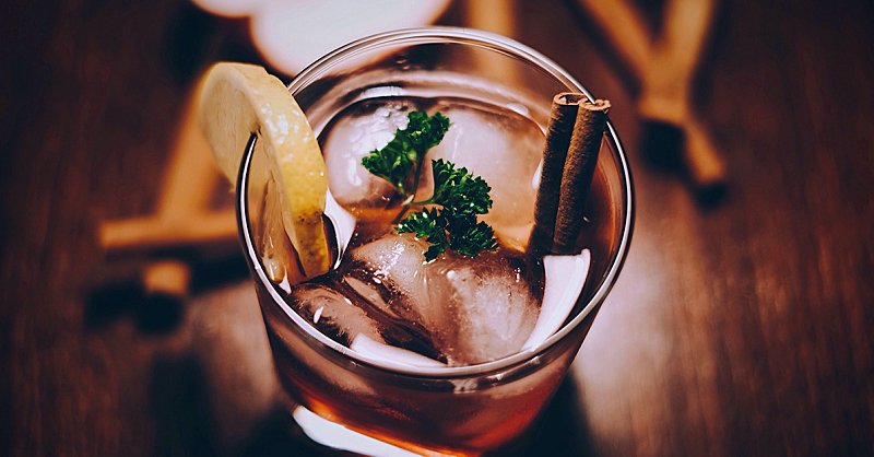 Shape_Magazine's tweet photo. The Bittersweet Cocktail Recipe You Need to Make RN https://t.co/Lam7il2Gwu https://t.co/Giz5uPRjVd