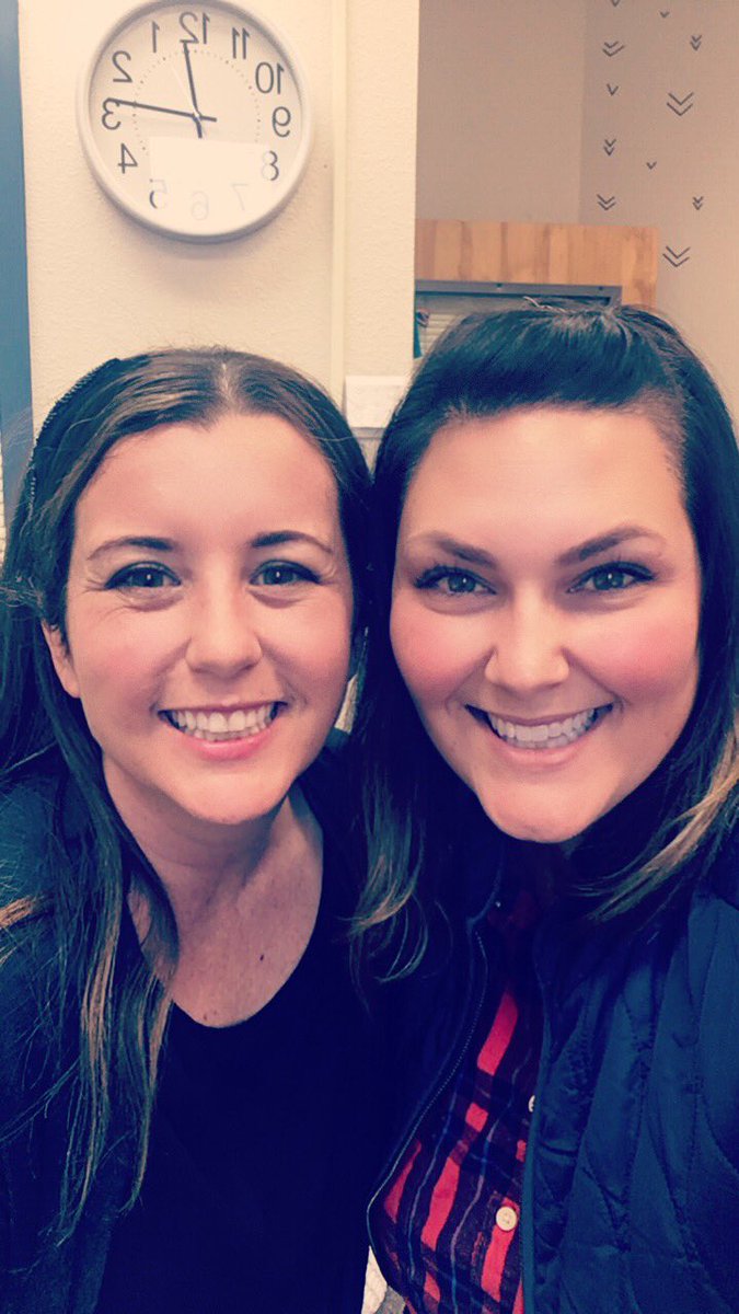 CusackHistory's tweet photo. Hey @ahsdogs look who I just found!!! 💙💛 Welcome back @CourtAWells we've missed you!! https://t.co/S8FJDmMBp1
