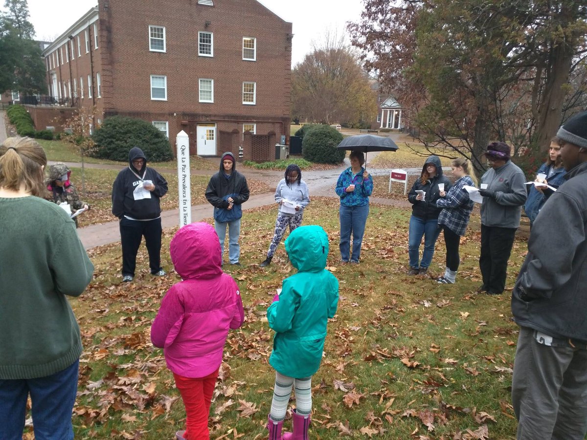 FriendsCenterGC's tweet photo. Last Sun at @GuilfordCollege we sponsored an interfaith candlelight vigil against #DAPL to #StandWithStandingRock #NoDAPL #Quakers https://t.co/NGcUmx0pqC