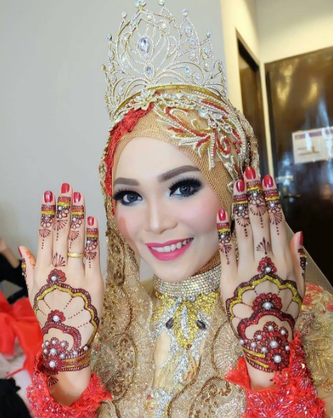 indonesian women