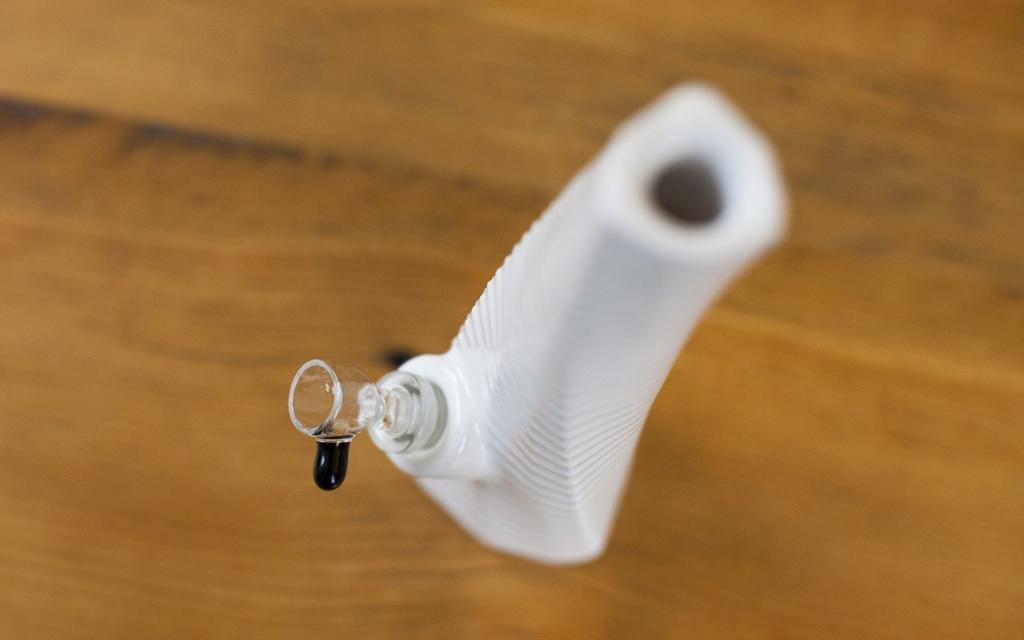 Leafly's tweet photo. Looking for a #bong that doesn't look like a bong? #3D printing is allowing artists to reinvent the water pipe. https://t.co/3epRjWQokZ https://t.co/HF4wDPHtsd